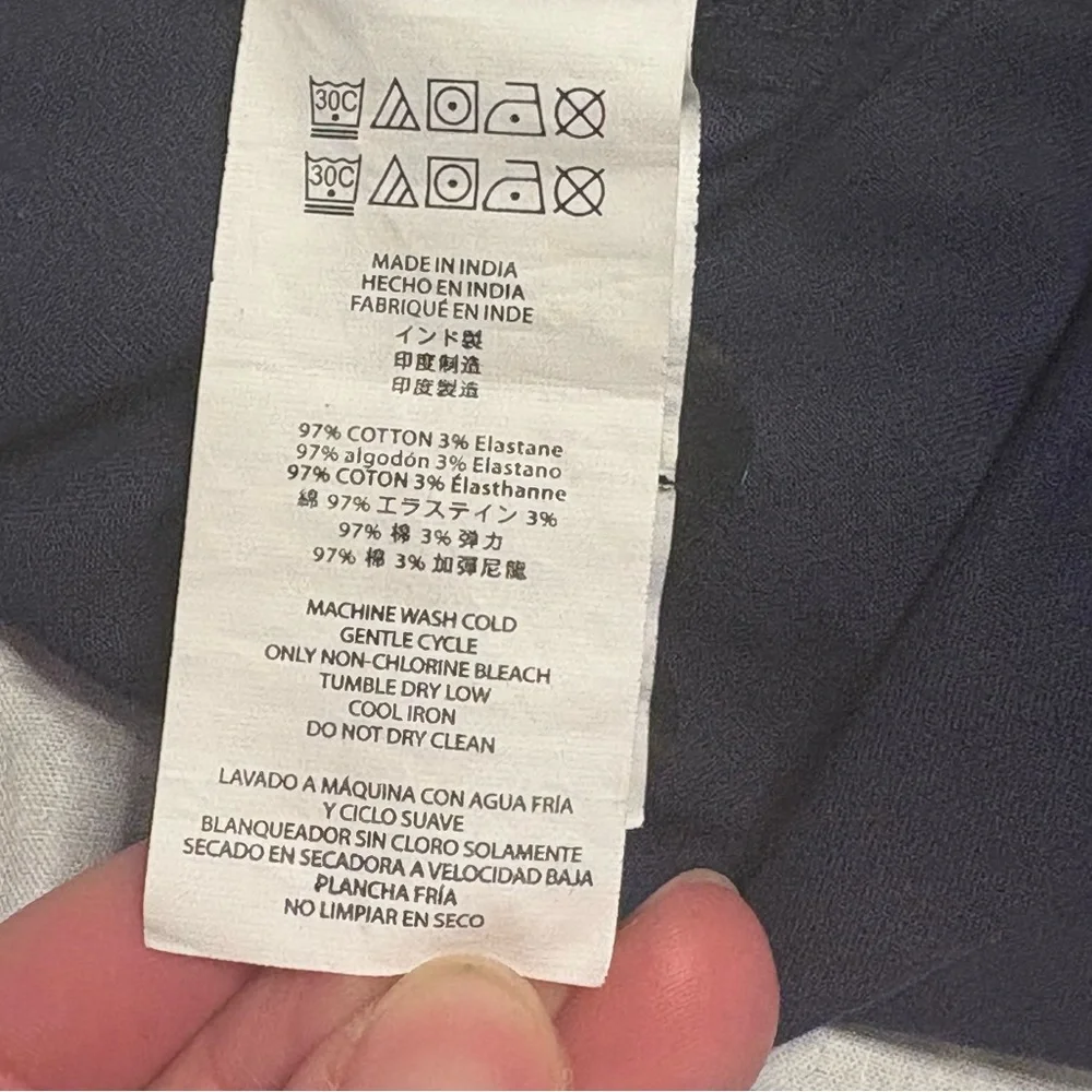 Michael Kors Dark Blue Patterned Men's Shorts - Picture 12 of 13